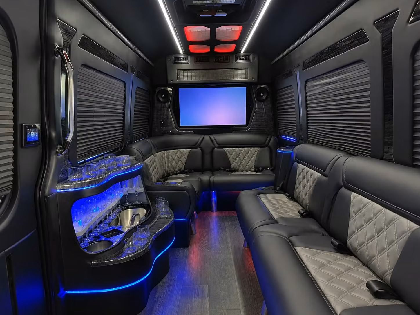 college and university sports team bus rentals in little rock