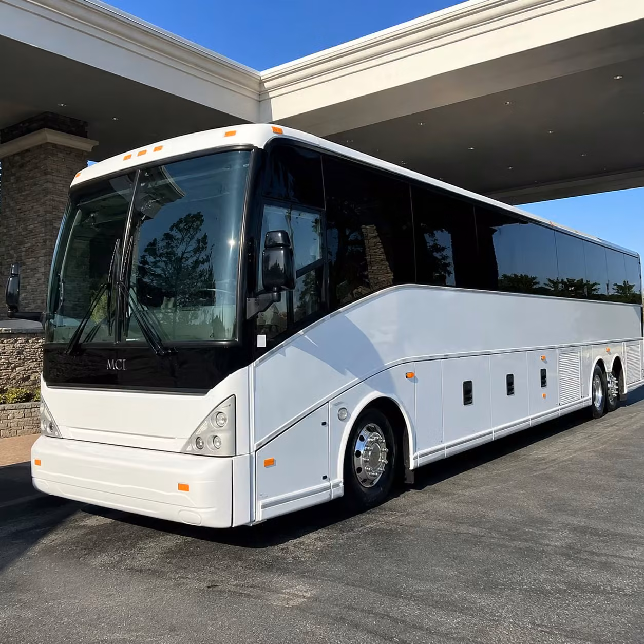 group airport transfers for hotels resorts and event venues across little rock