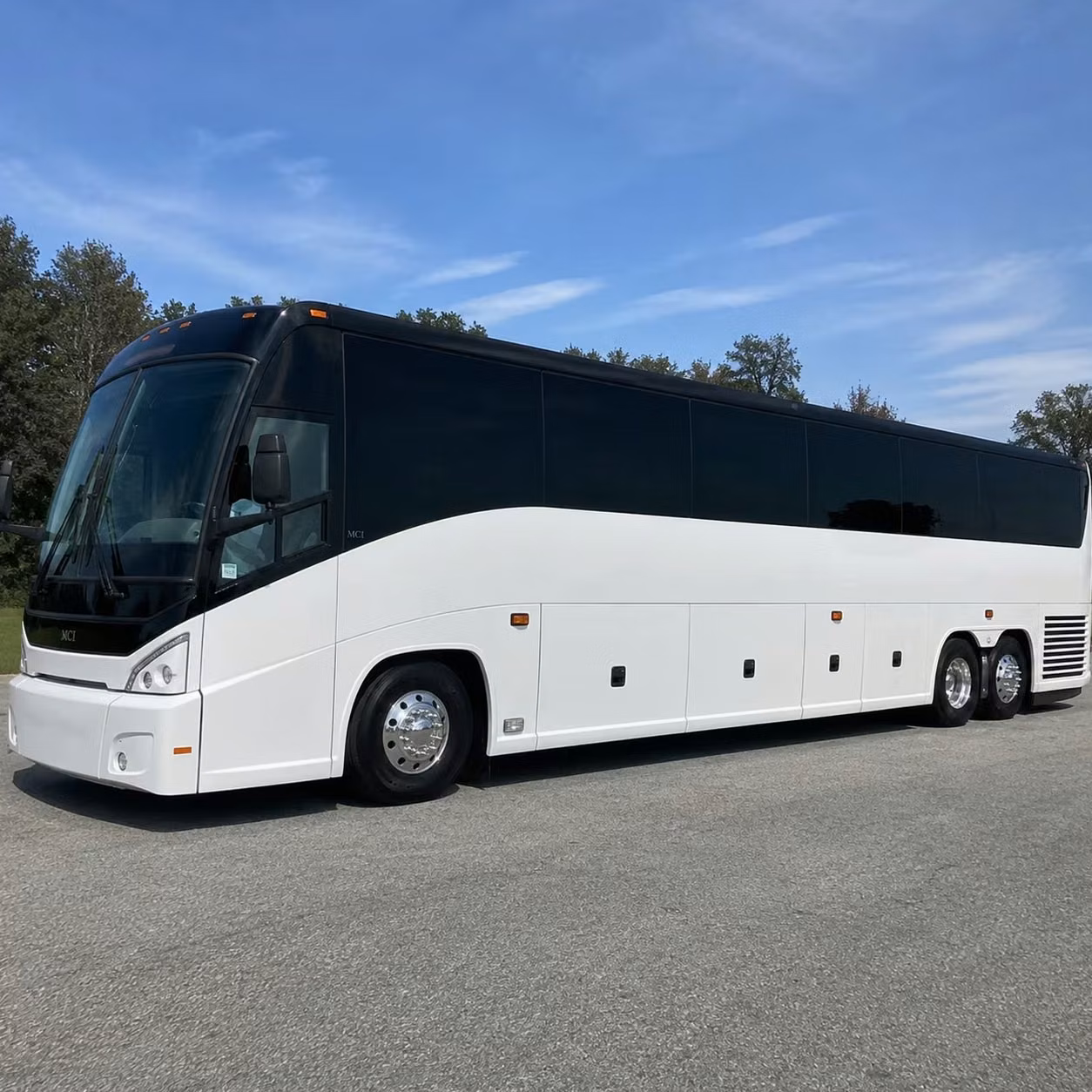 little rock charter bus rental exterior