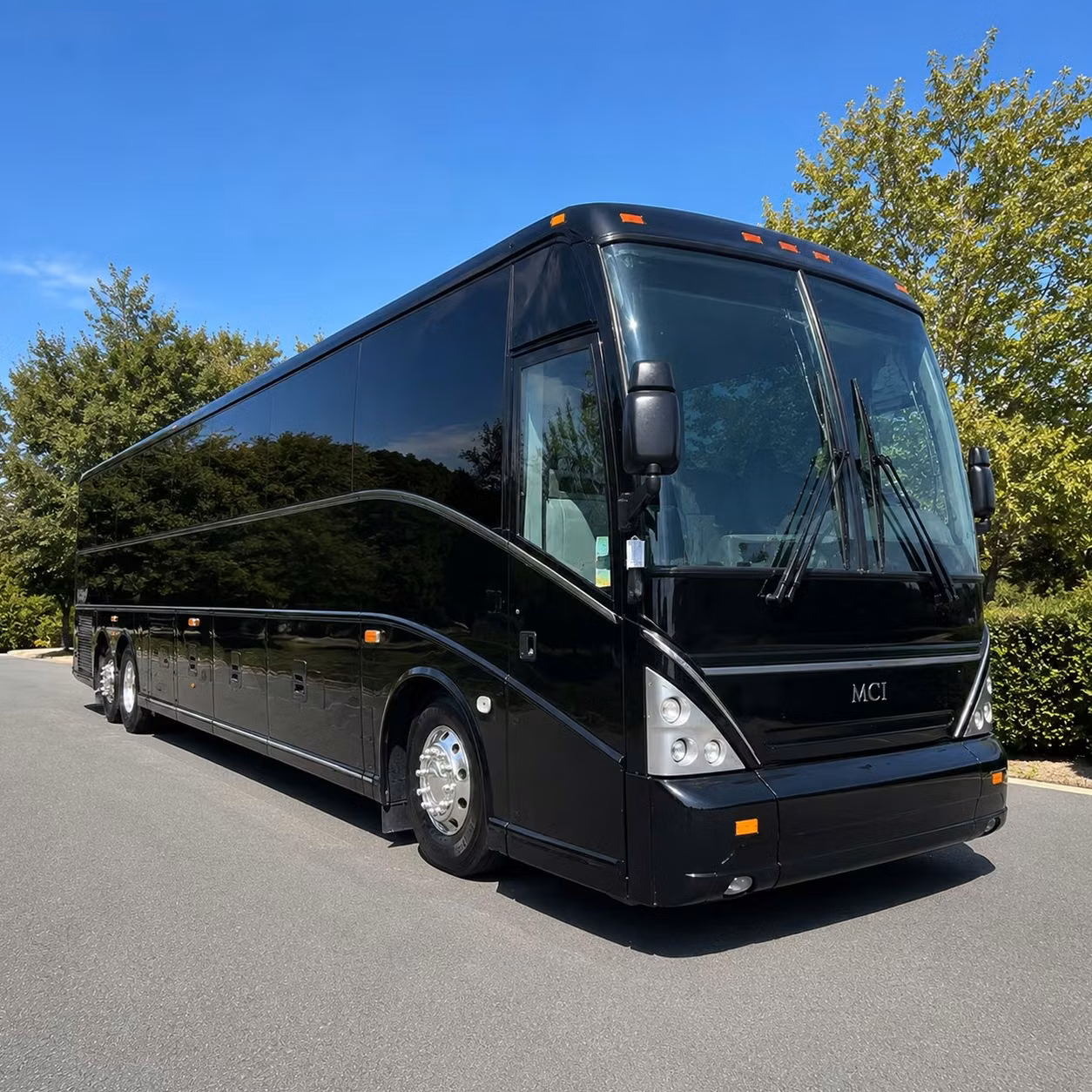 school field trip and group event bus rentals in little rock